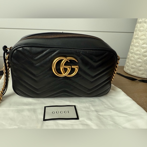 Gucci Small Marmont Camera Bag - Picture 1 of 16